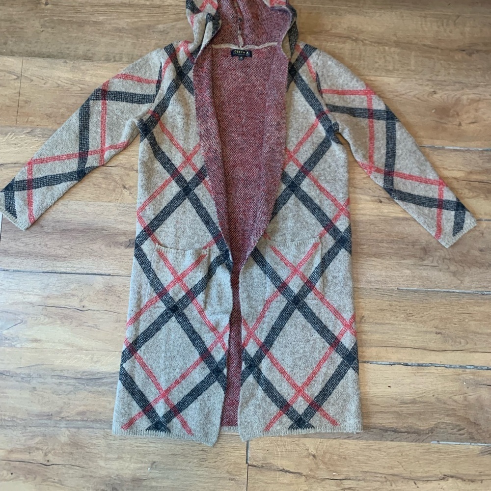 Joseph A.Plaid Hooded Cardigan in and Red